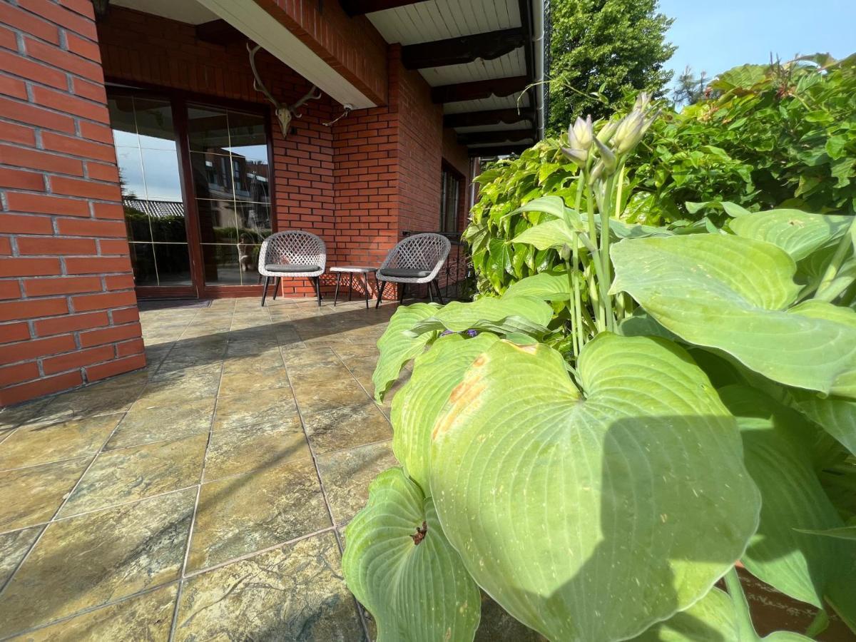 Willa Garden 2 Z Pieknym Ogrodem I Tarasem Ustronie Morskie Esterno foto